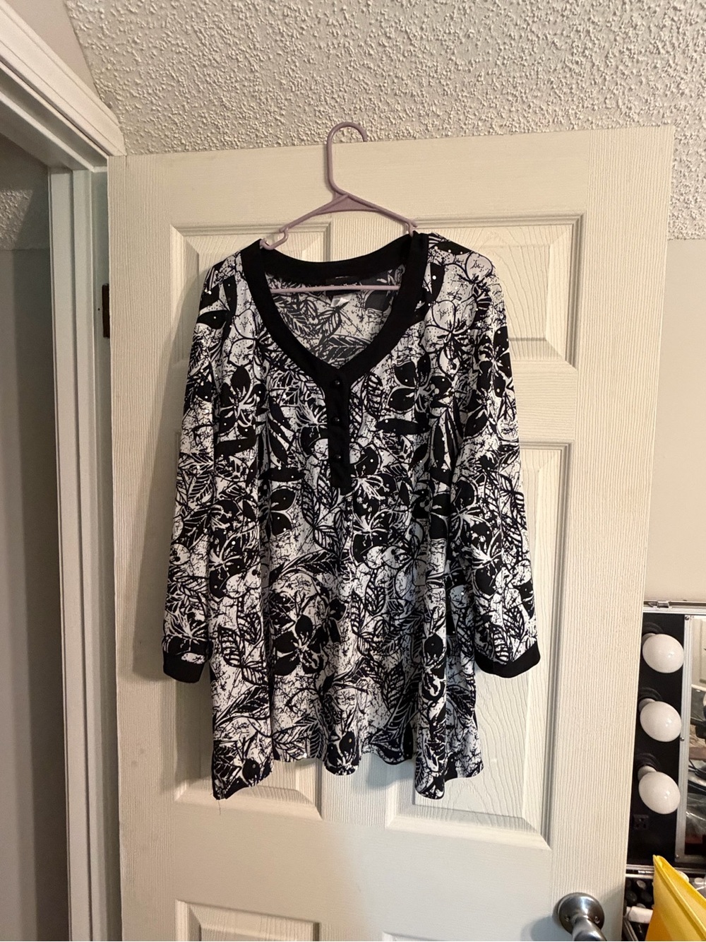 Maggie Barnes Black & White Floral Henley Tunic